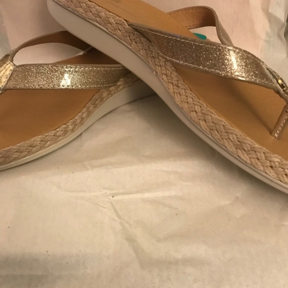 New Sandals - Picture 8 of 10